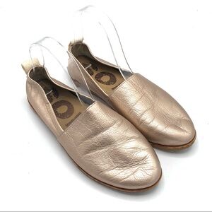 SOREL Ella Rose Gold Slip On Flat Leather Loafer Shoe Pink Metallic 8.5 Women